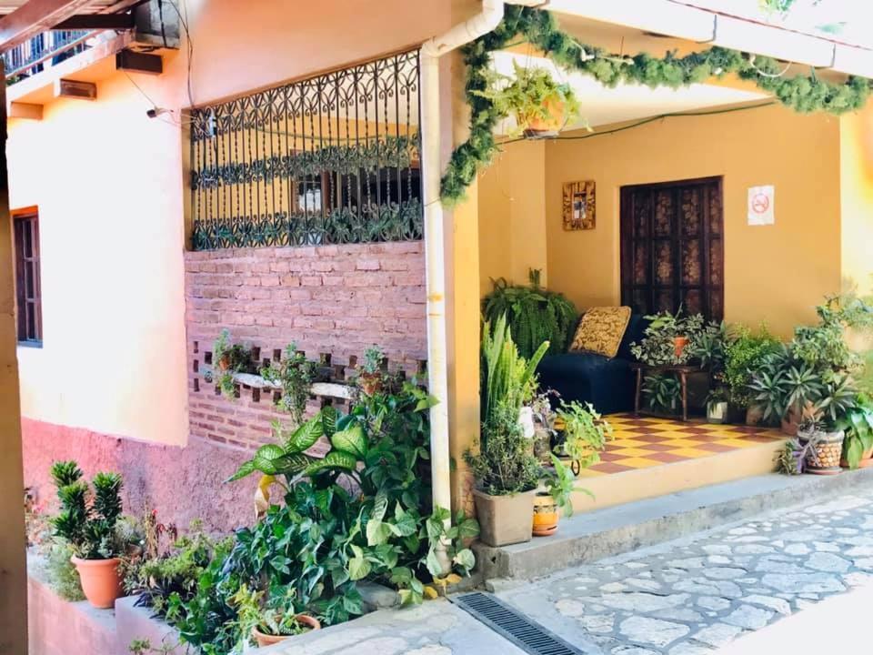 Hotel El Almendro Copán Exteriör bild