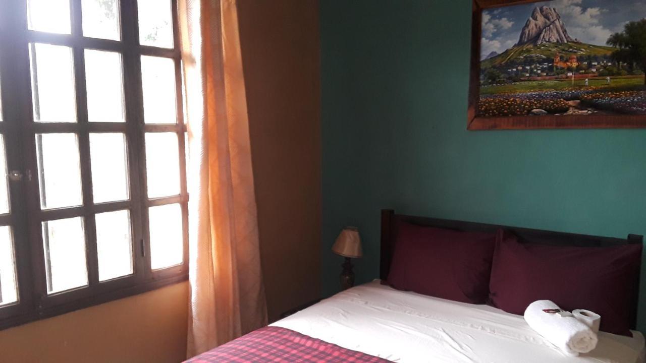 Hotel El Almendro Copán Exteriör bild