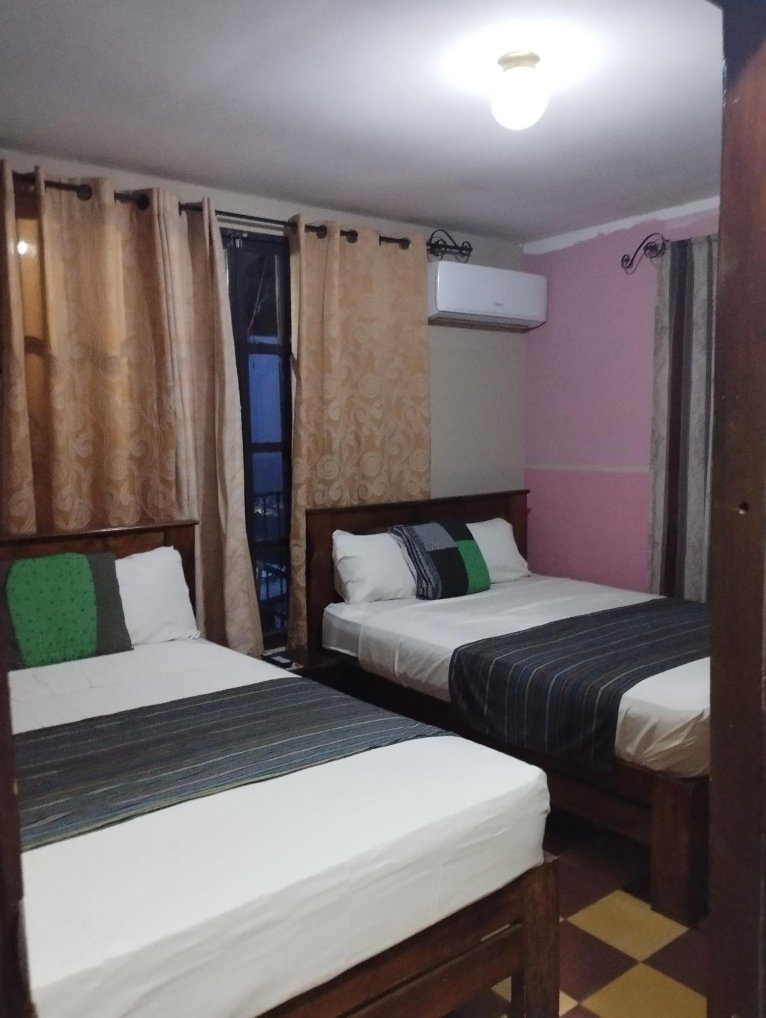 Hotel El Almendro Copán Exteriör bild