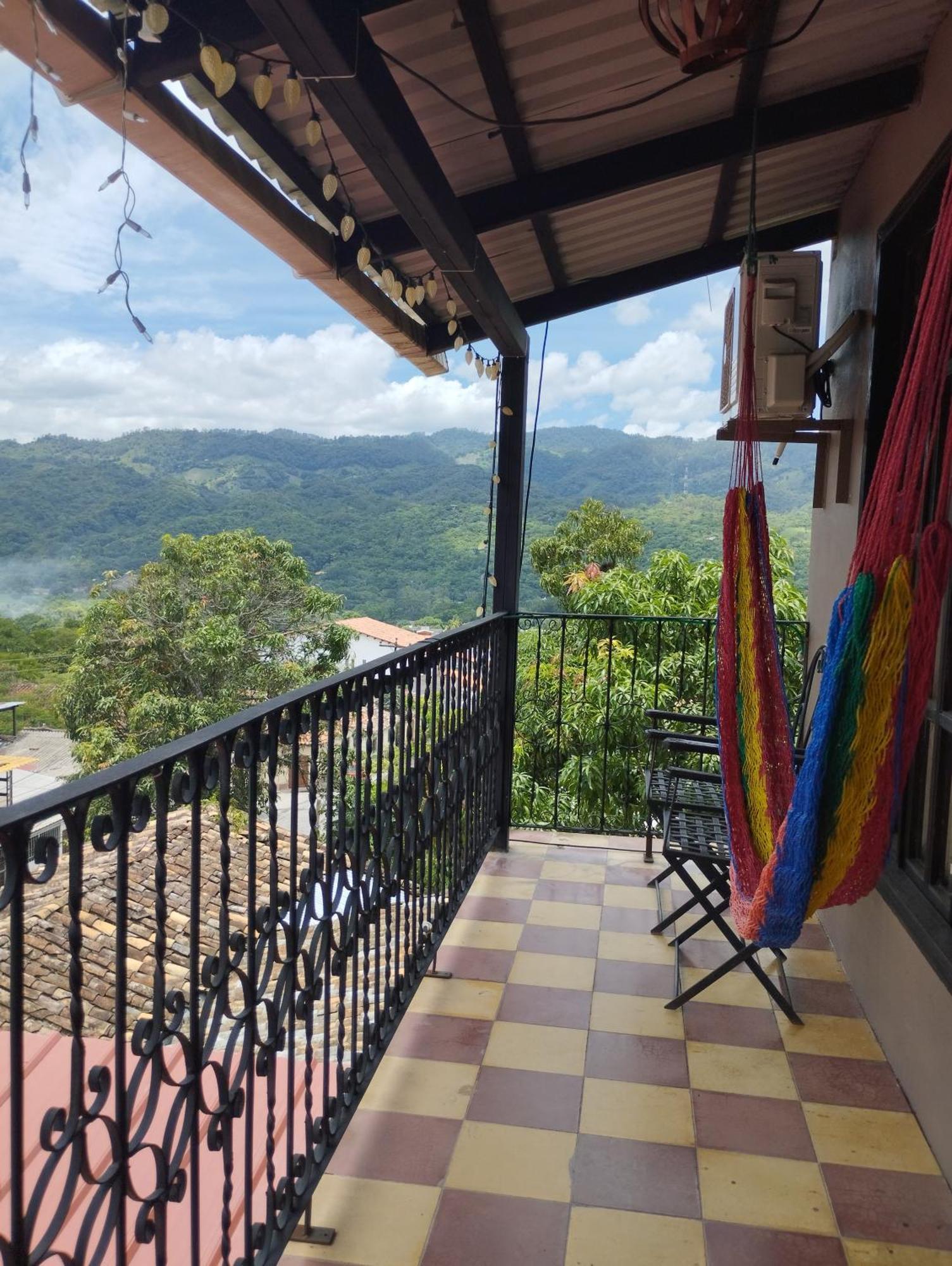 Hotel El Almendro Copán Exteriör bild